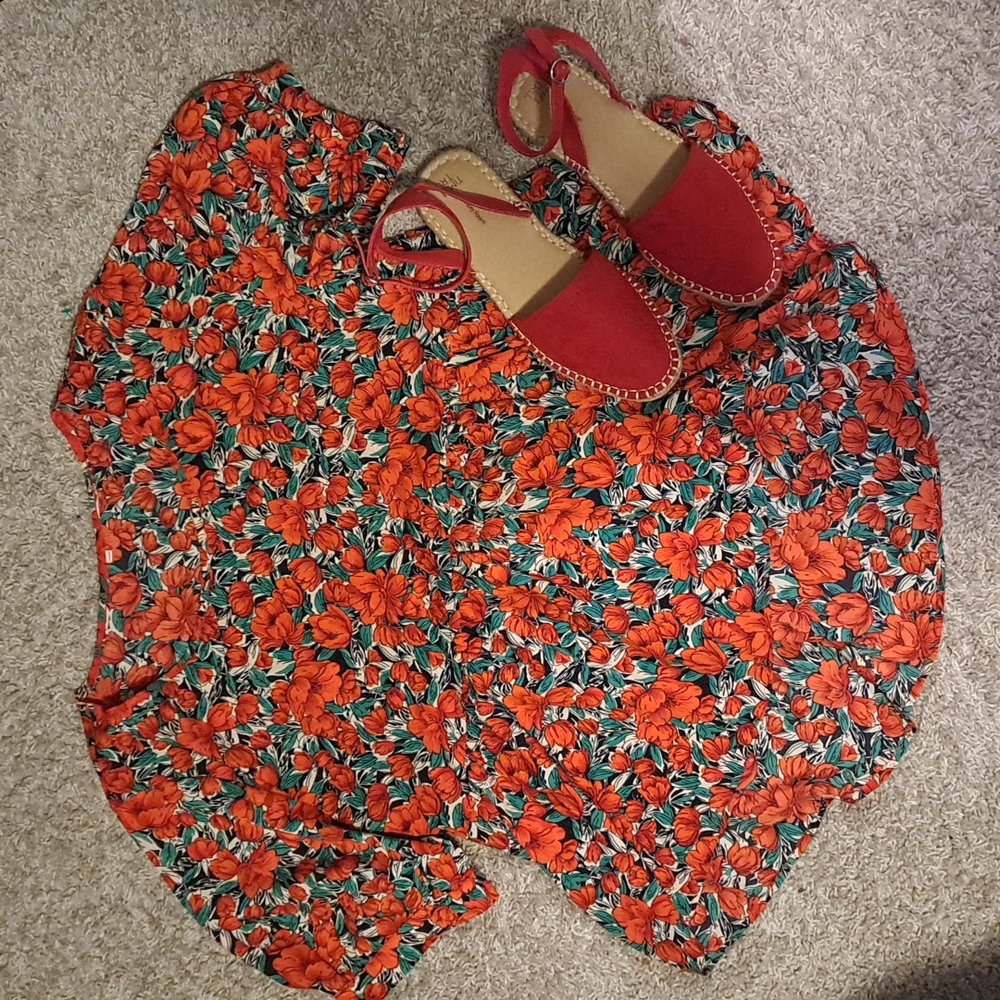 SHEIN High-low Tulip print Top(Top Only)
